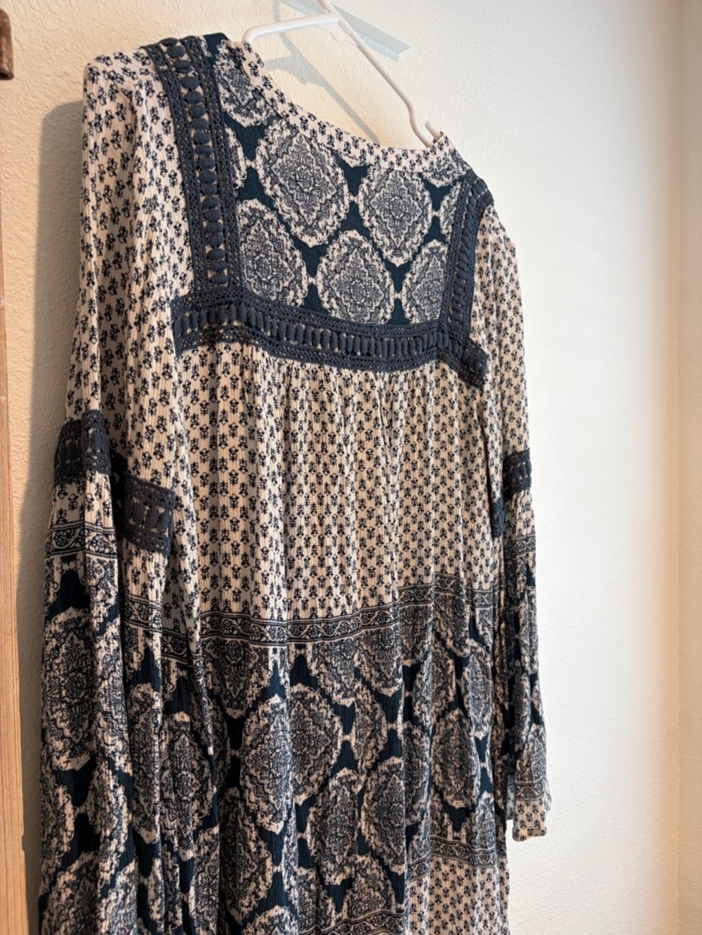 Knox Rose Boho Printed Long Sleeve Dress - Picture 5 of 7